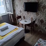 Pangea Hotel *