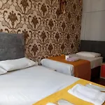 Pangea Hotel *
