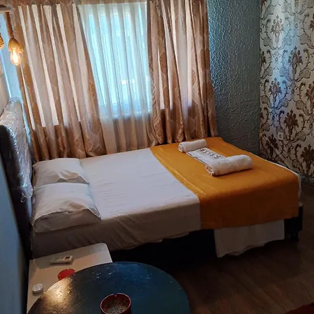Hotel Pangea