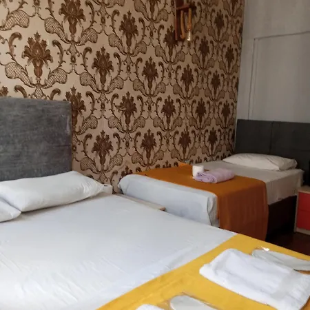 Pangea Hotell *